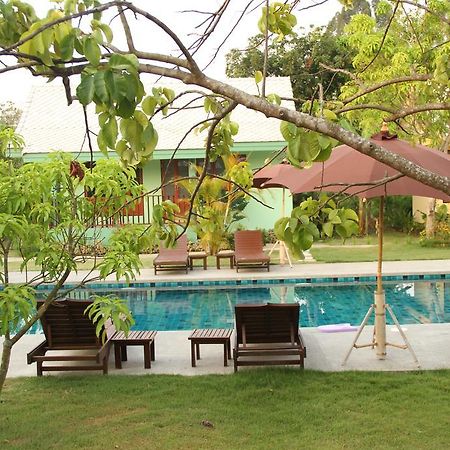 Paan Yong Villa Ban Thi Bagian luar foto