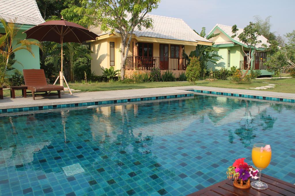 Paan Yong Villa Ban Thi Bagian luar foto